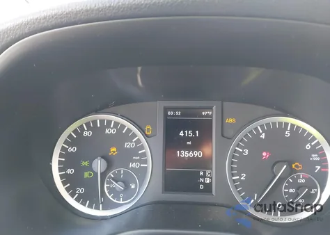 2016 Mercedes-Benz Metris z USA, uszkodzony, nr VIN WD3PG2EA2G3095994